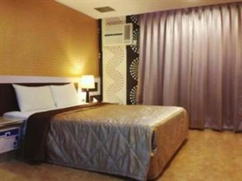 Jing Dian Business Hotel Таоуан Екстериор снимка