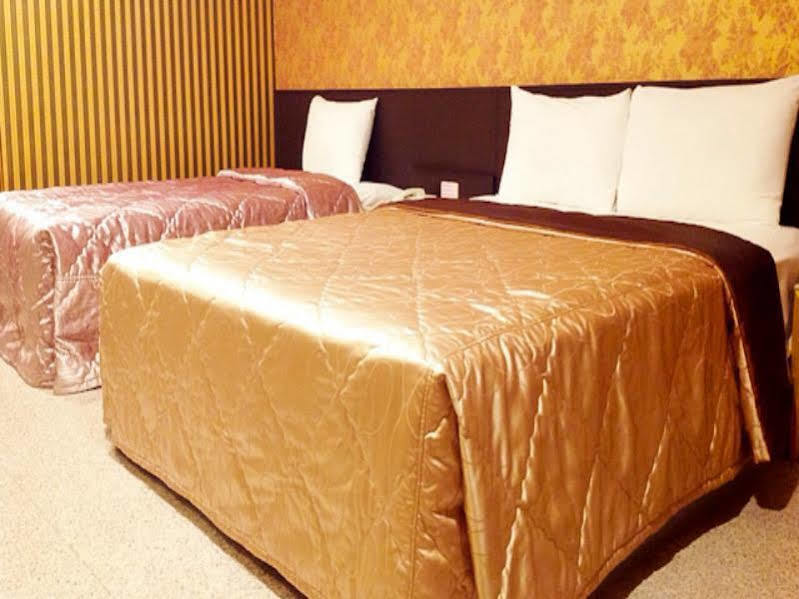 Jing Dian Business Hotel Таоуан Екстериор снимка