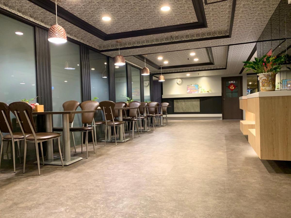 Jing Dian Business Hotel Таоуан Екстериор снимка